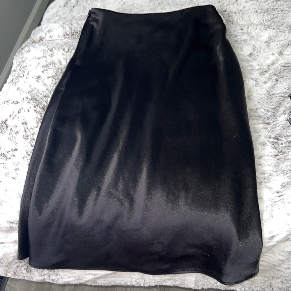 Midi satin skirt